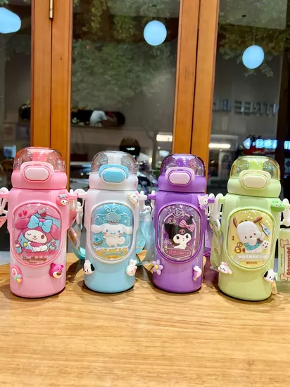 Hello Kitty Kulomi 2024 New Children′s Thermos Cup Primary School Water Cup for School Girls Straw Cup 